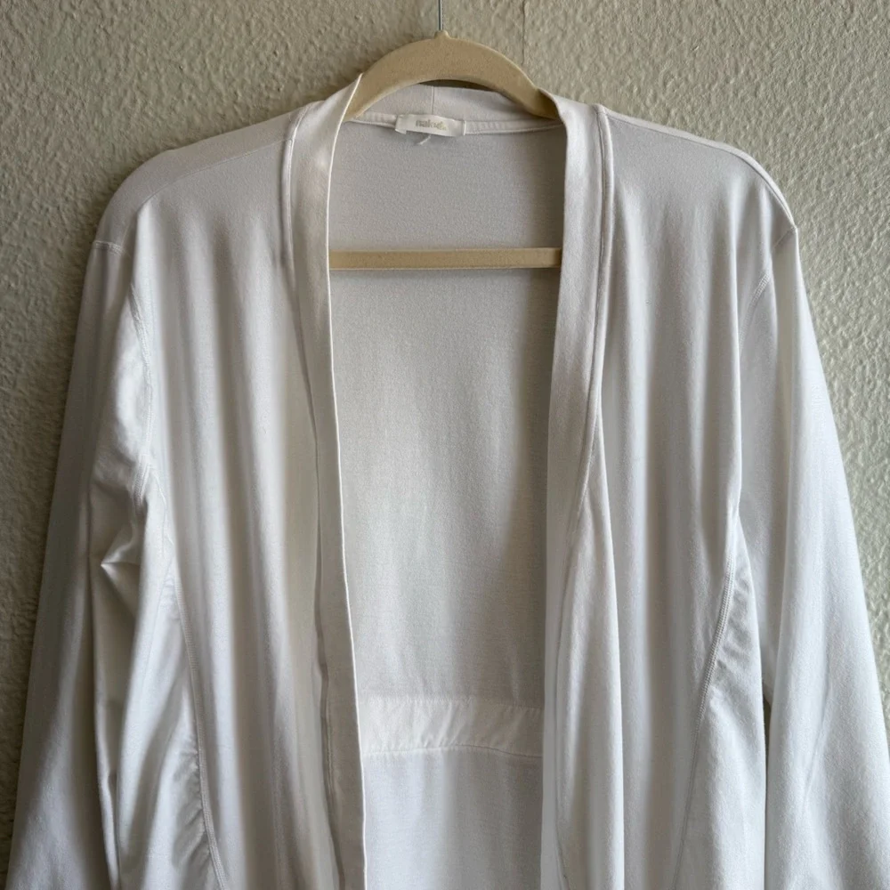 NAKED Robe - Picture 2 of 10
